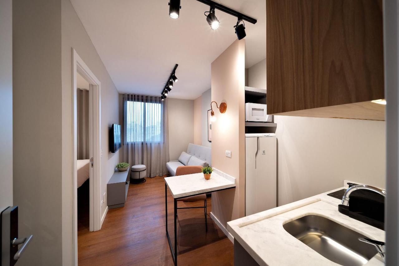 Princess Xtay - Estudios Completos Em Curitiba, Proximo A Rua 24H Apartamento